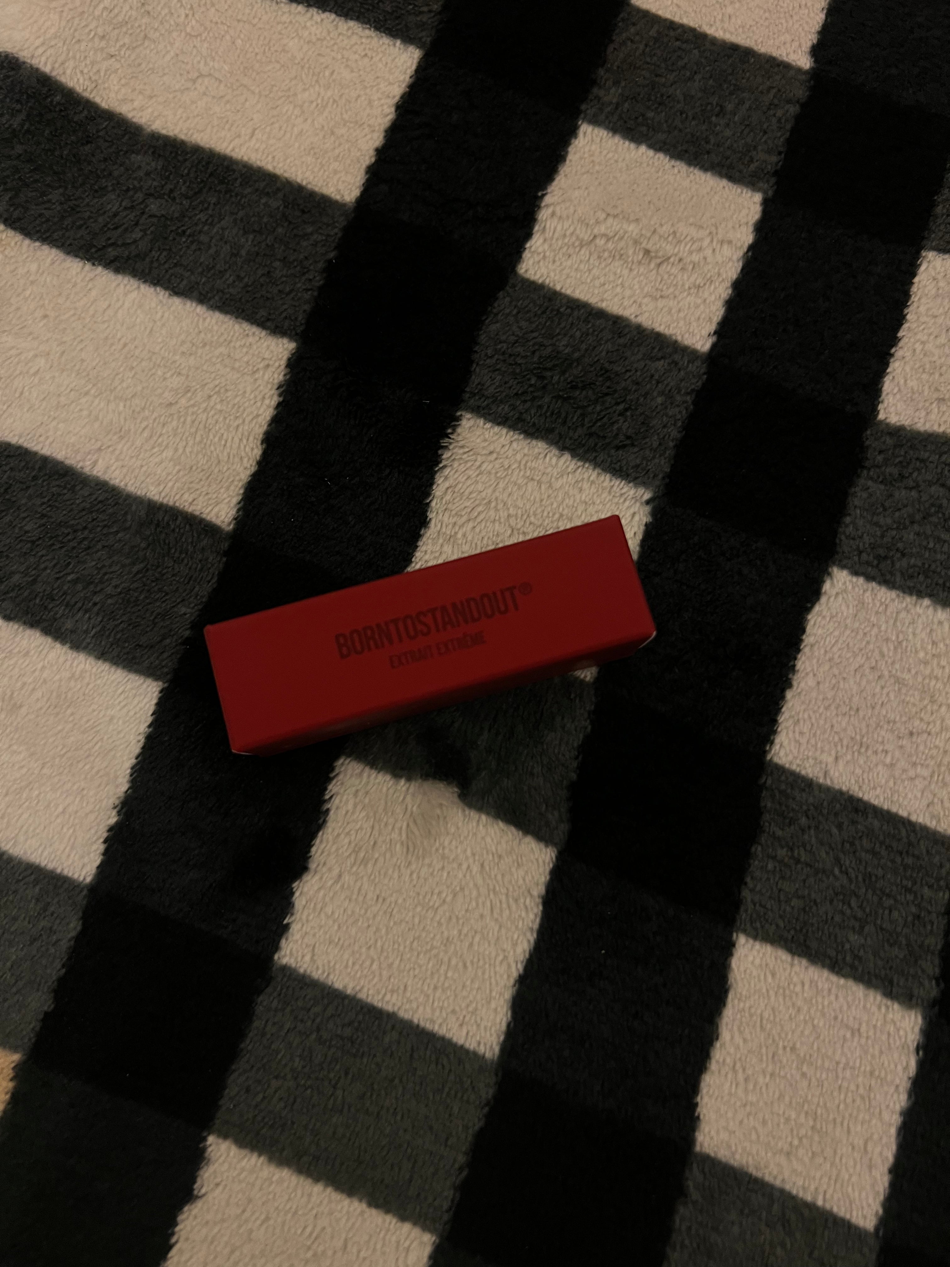 Born To Stand Out — Sample (2ml)
